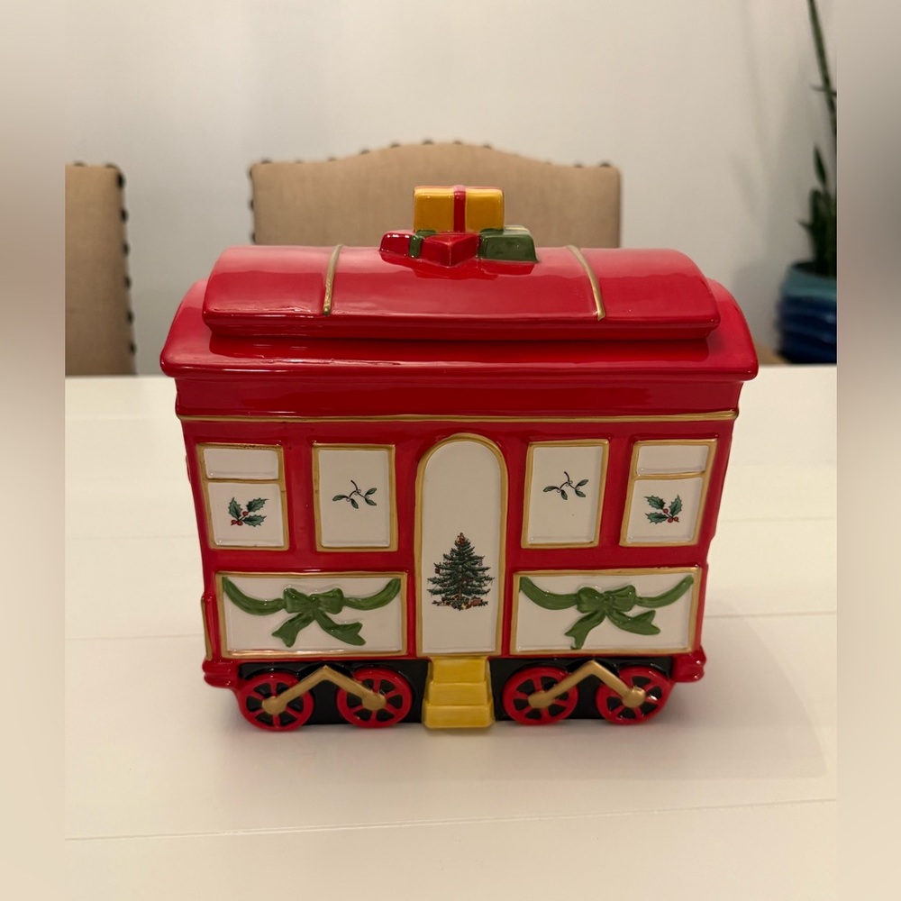 Spode Christmas Train box cookie Jar. Hand-painted. - Picture 2 of 8
